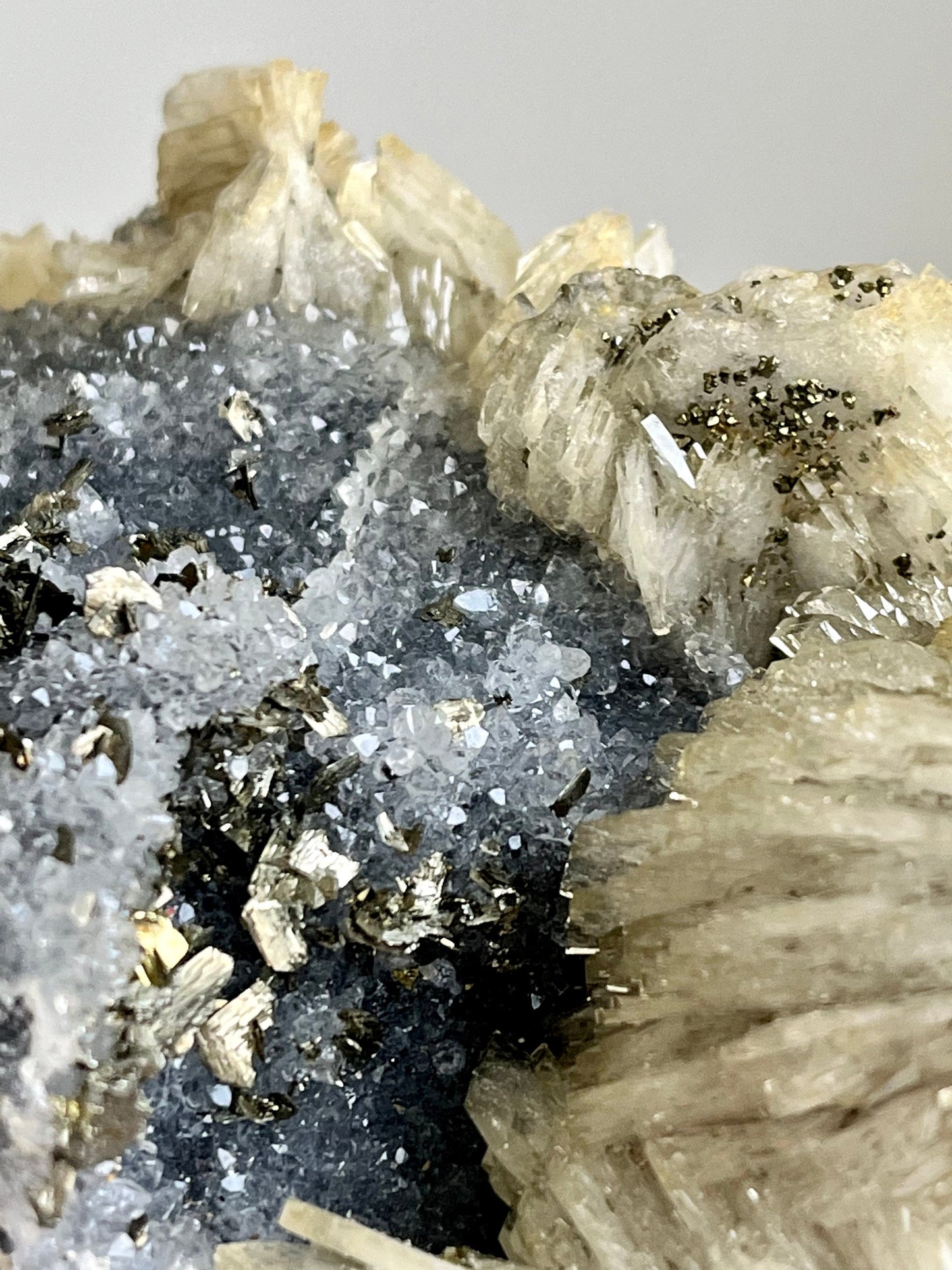 Barite with Pyrites and Quartz