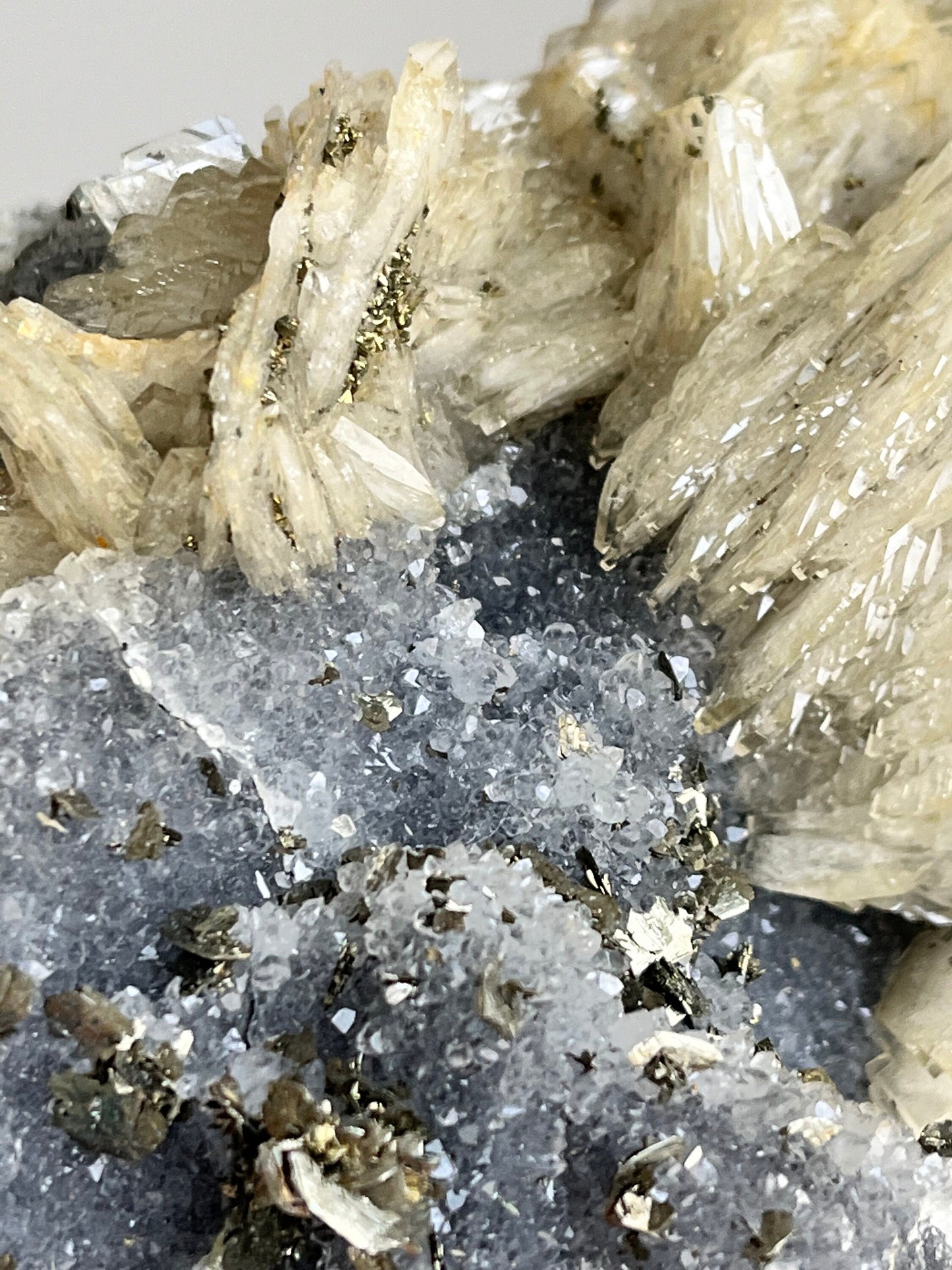 Barite with Pyrites and Quartz