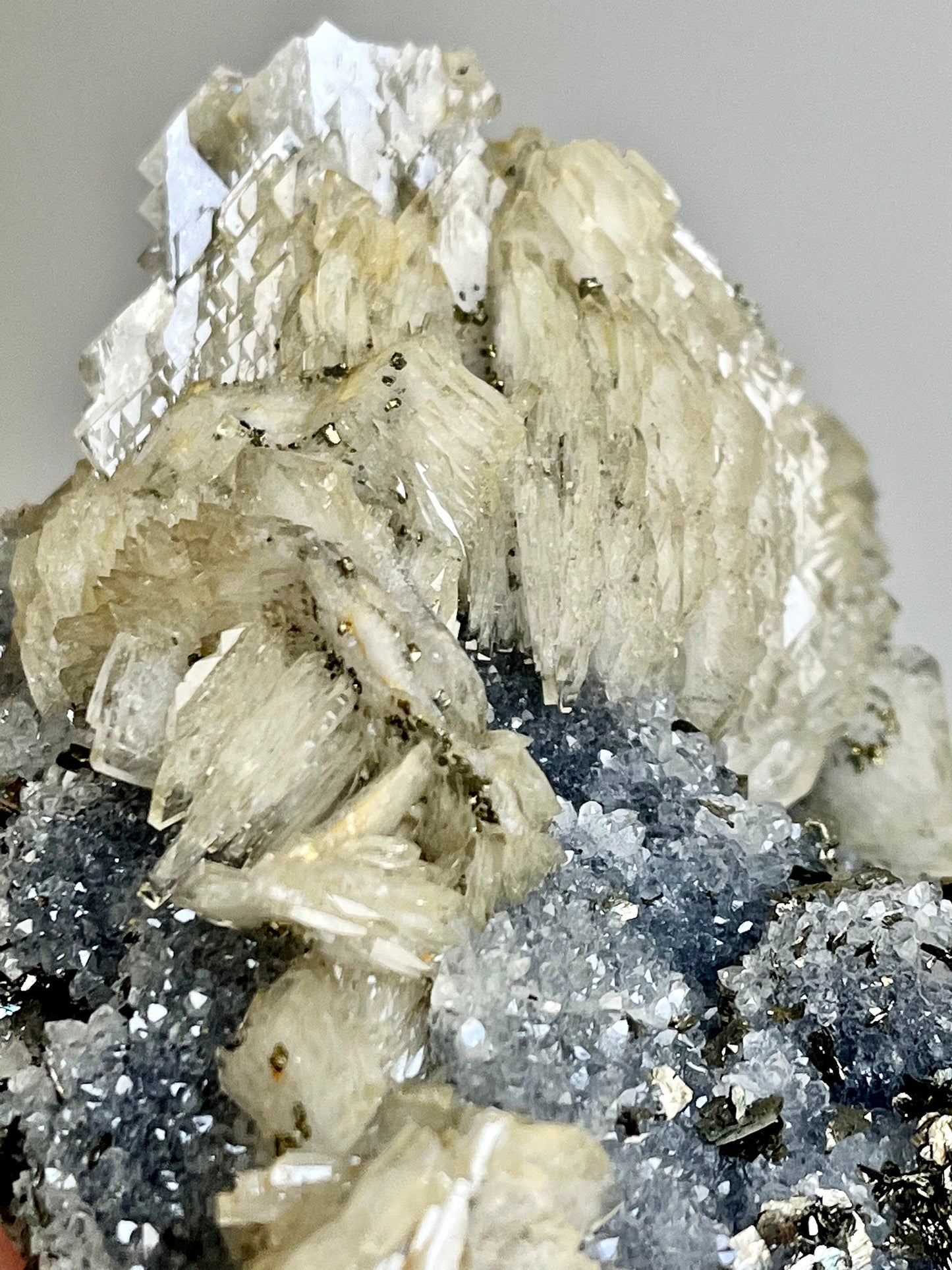 Barite with Pyrites and Quartz