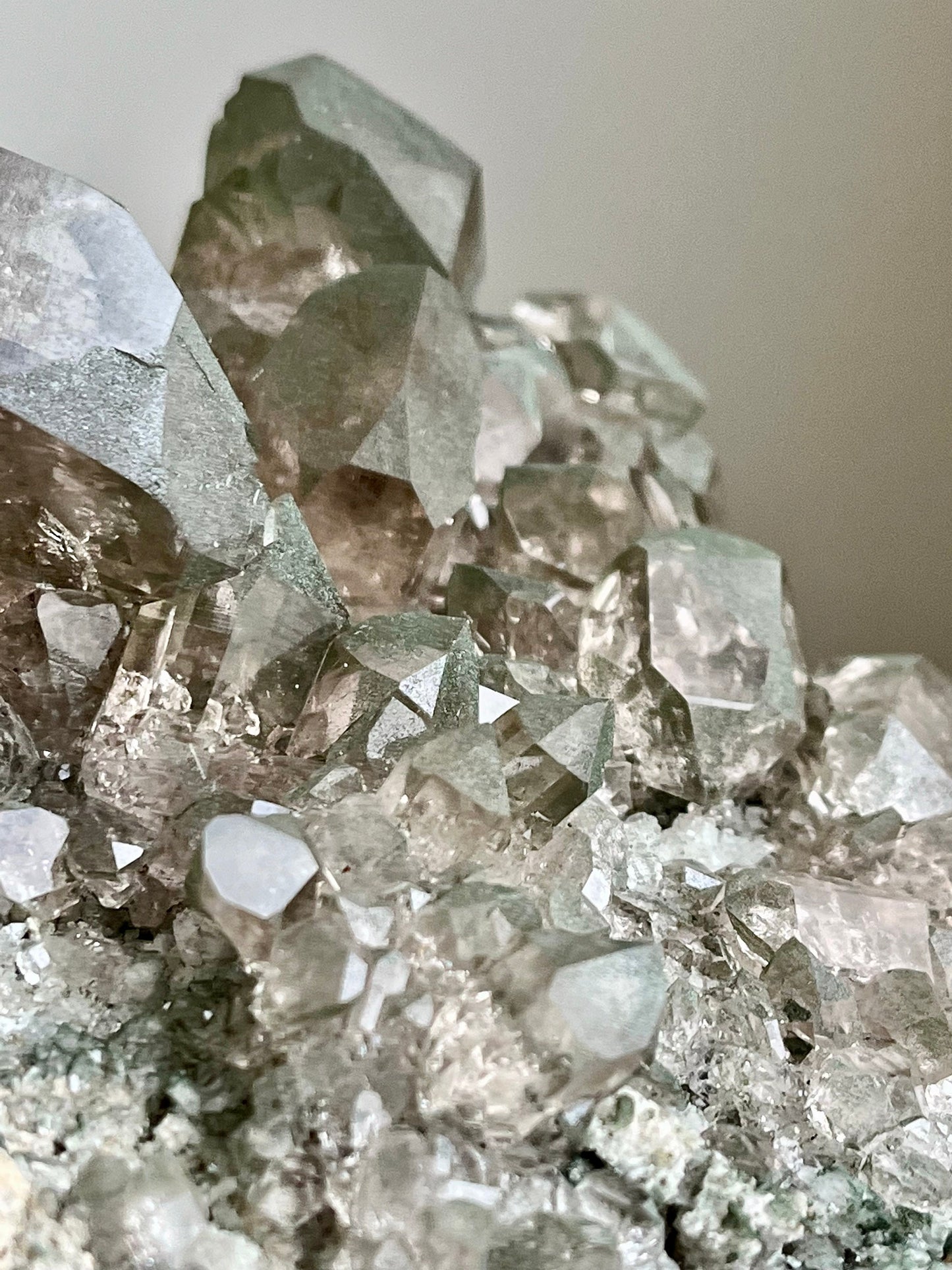 Alpine Smoky Quartz with Double Gwindels, Chlorite