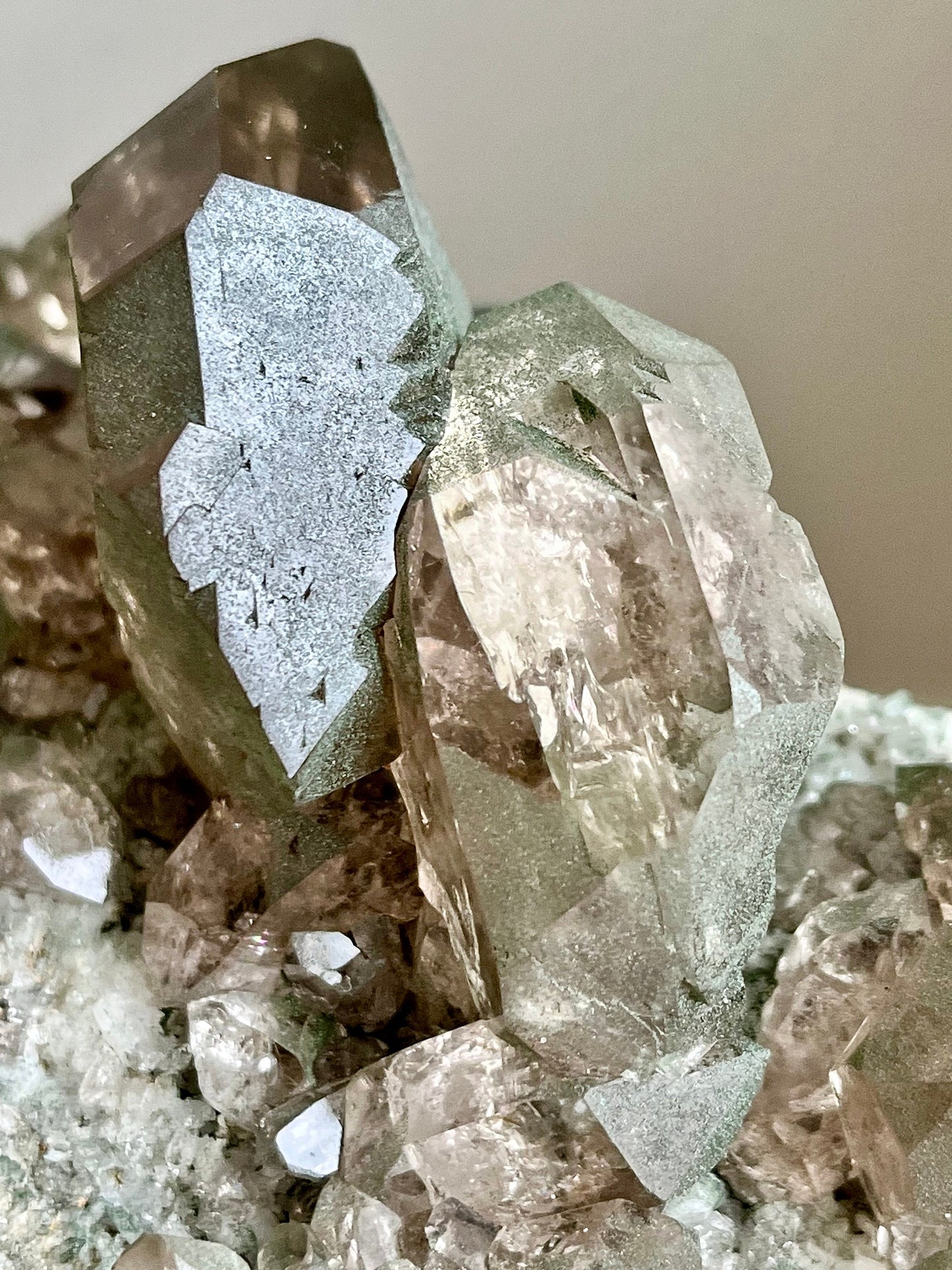 Alpine Smoky Quartz with Double Gwindels, Chlorite