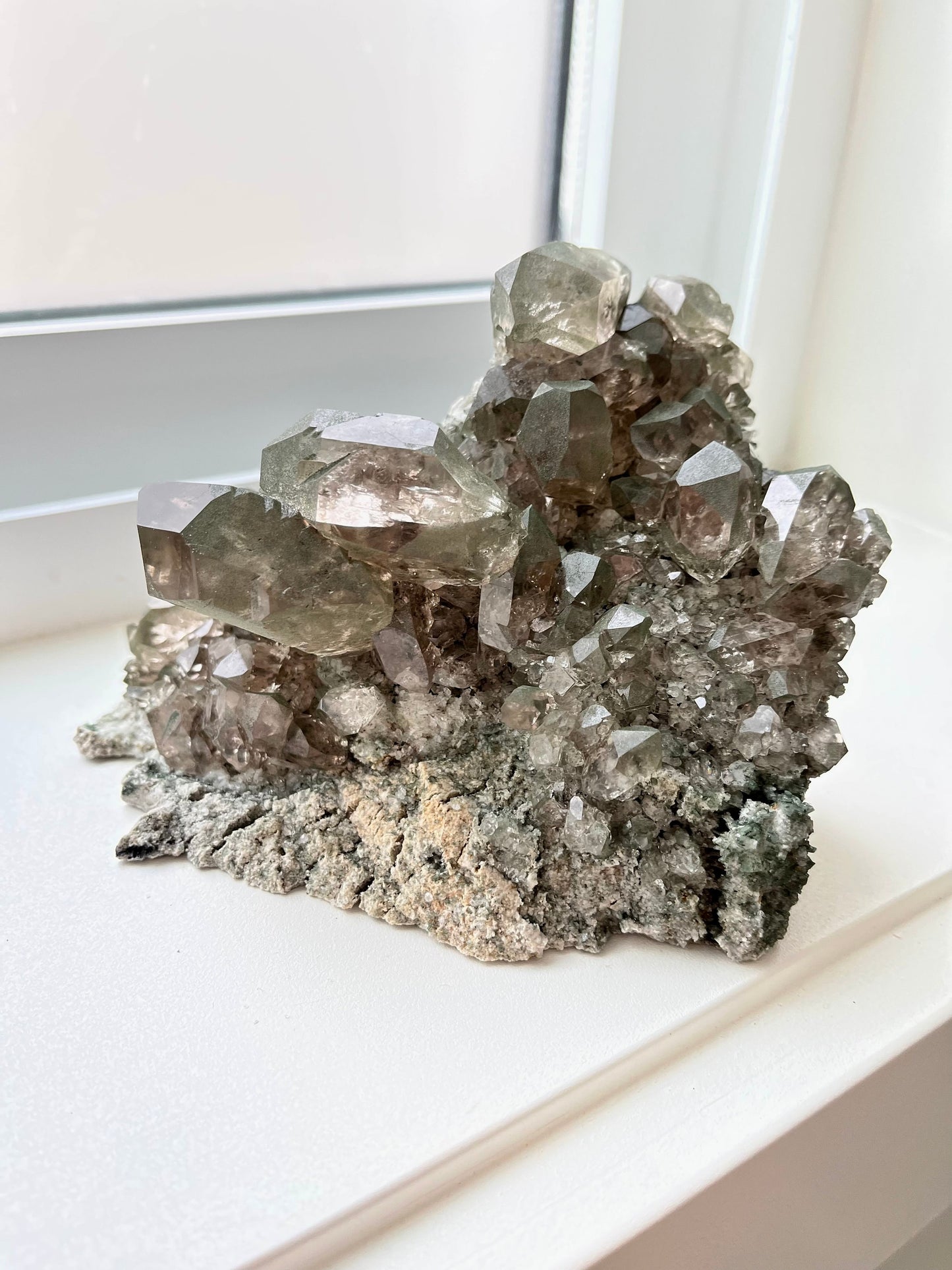 Alpine Smoky Quartz with Double Gwindels, Chlorite