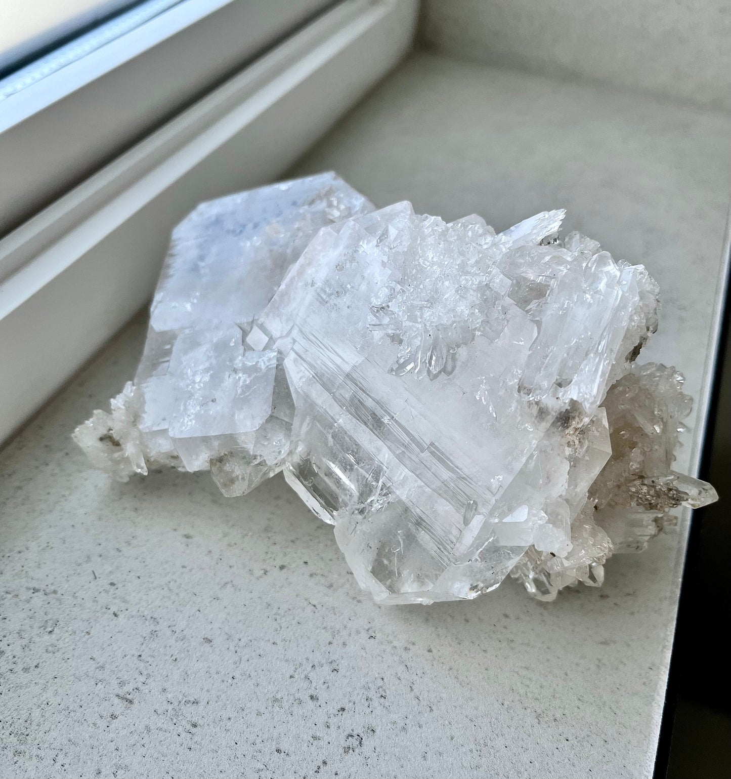 Large Faden Quartz with beautiful inclusions, rainbow flash