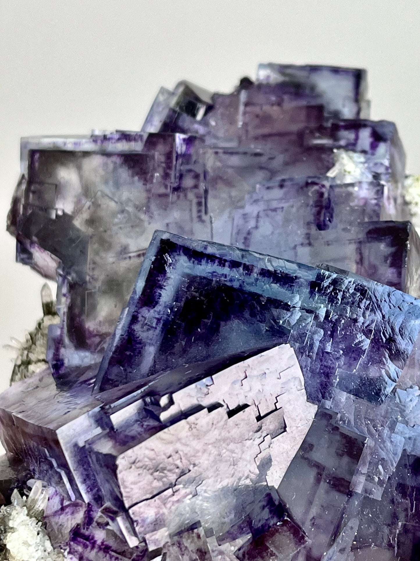 Glassy Fluorite with Colour Zonings, Chlorite, Pyrite, Quartz & Mica