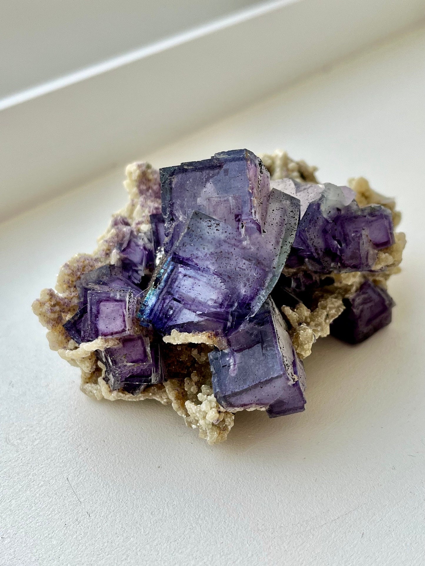Colour-zoned Fluorite with Quartz & Mica, Record Keeper