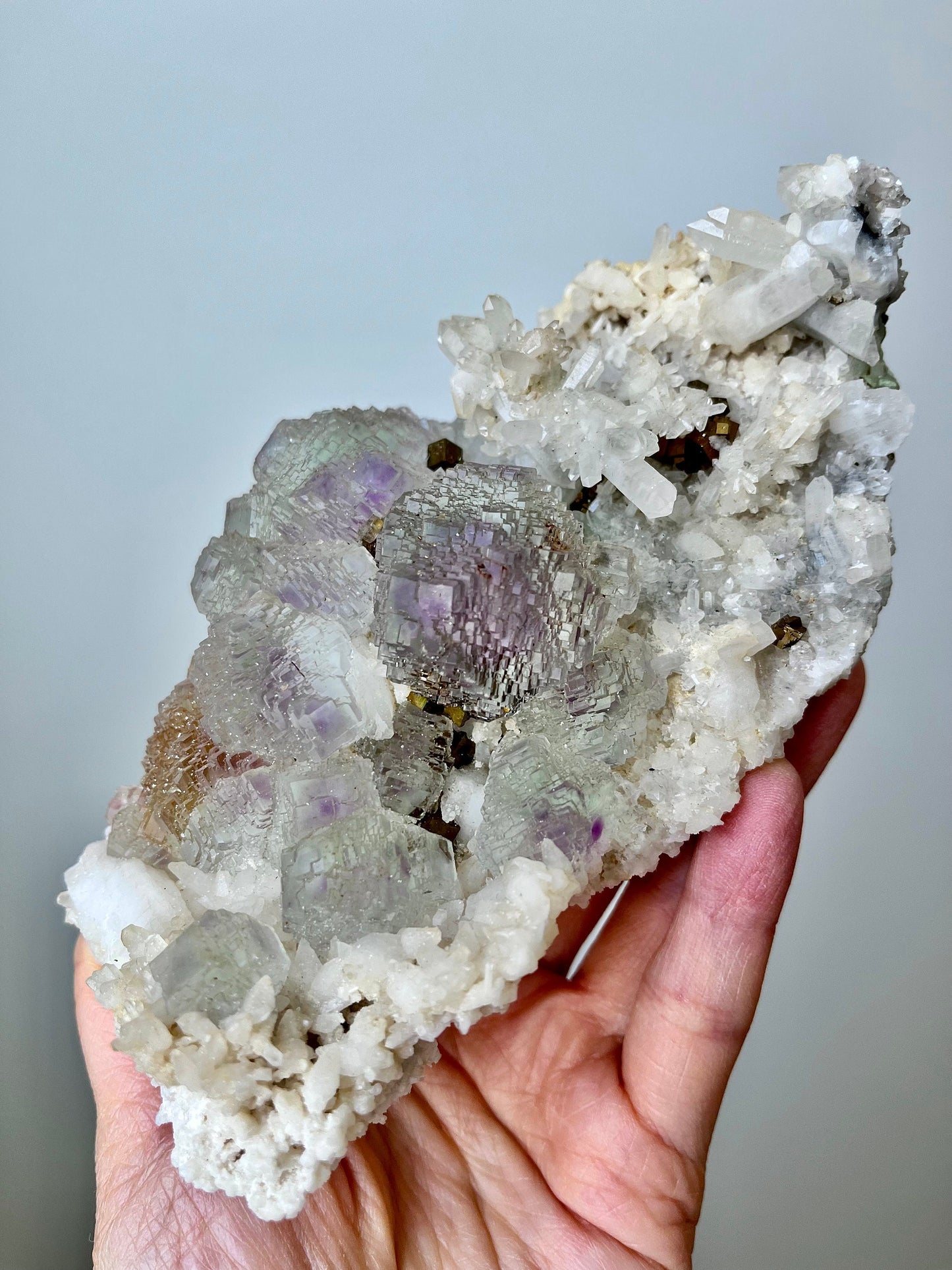 Shangbao Fluorite with Quartz, Pyrite, Calcite - Collectors piece - Mineral specimen, Crystals, Collection, Display piece