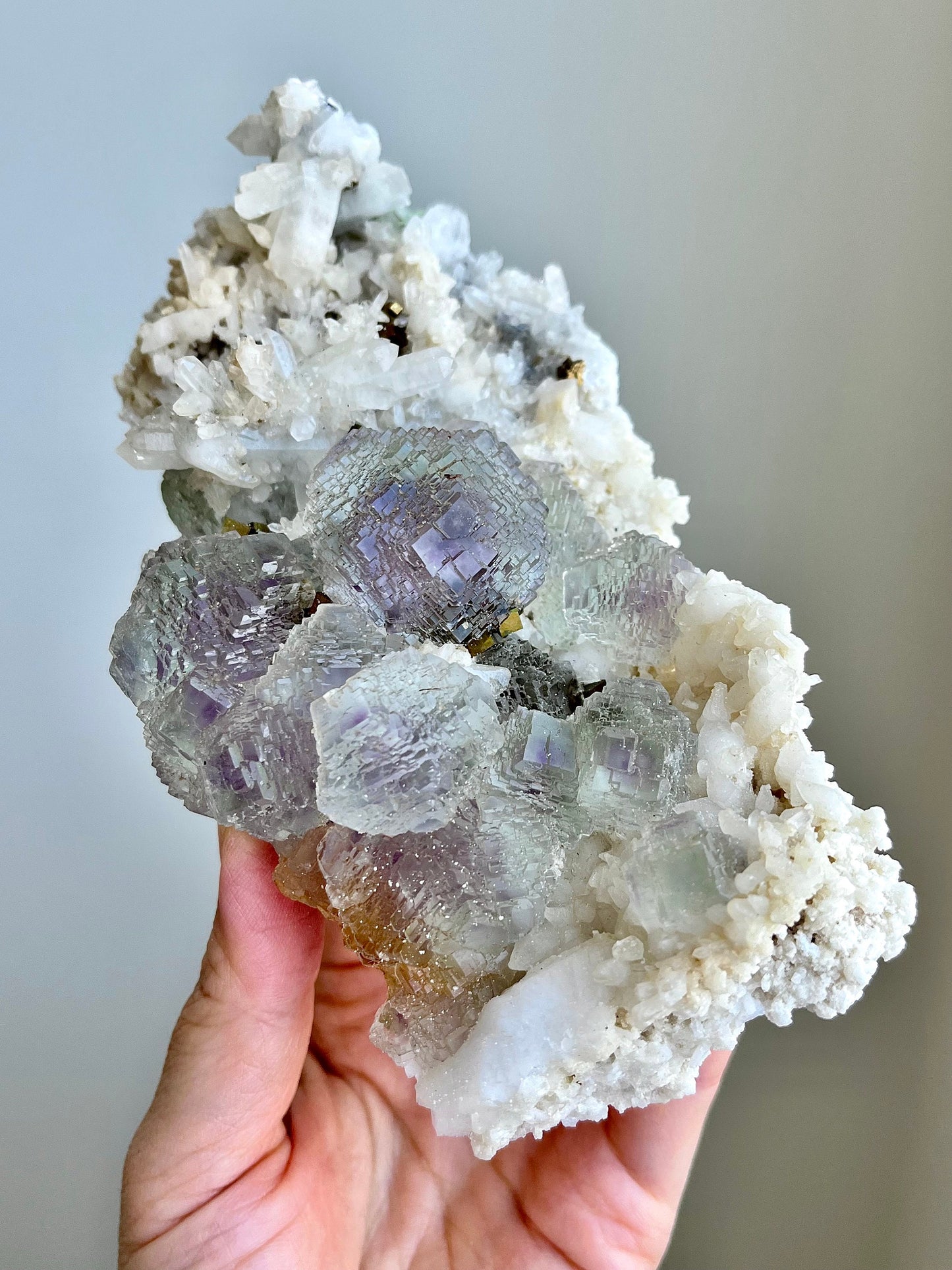 Shangbao Fluorite with Quartz, Pyrite, Calcite - Collectors piece - Mineral specimen, Crystals, Collection, Display piece