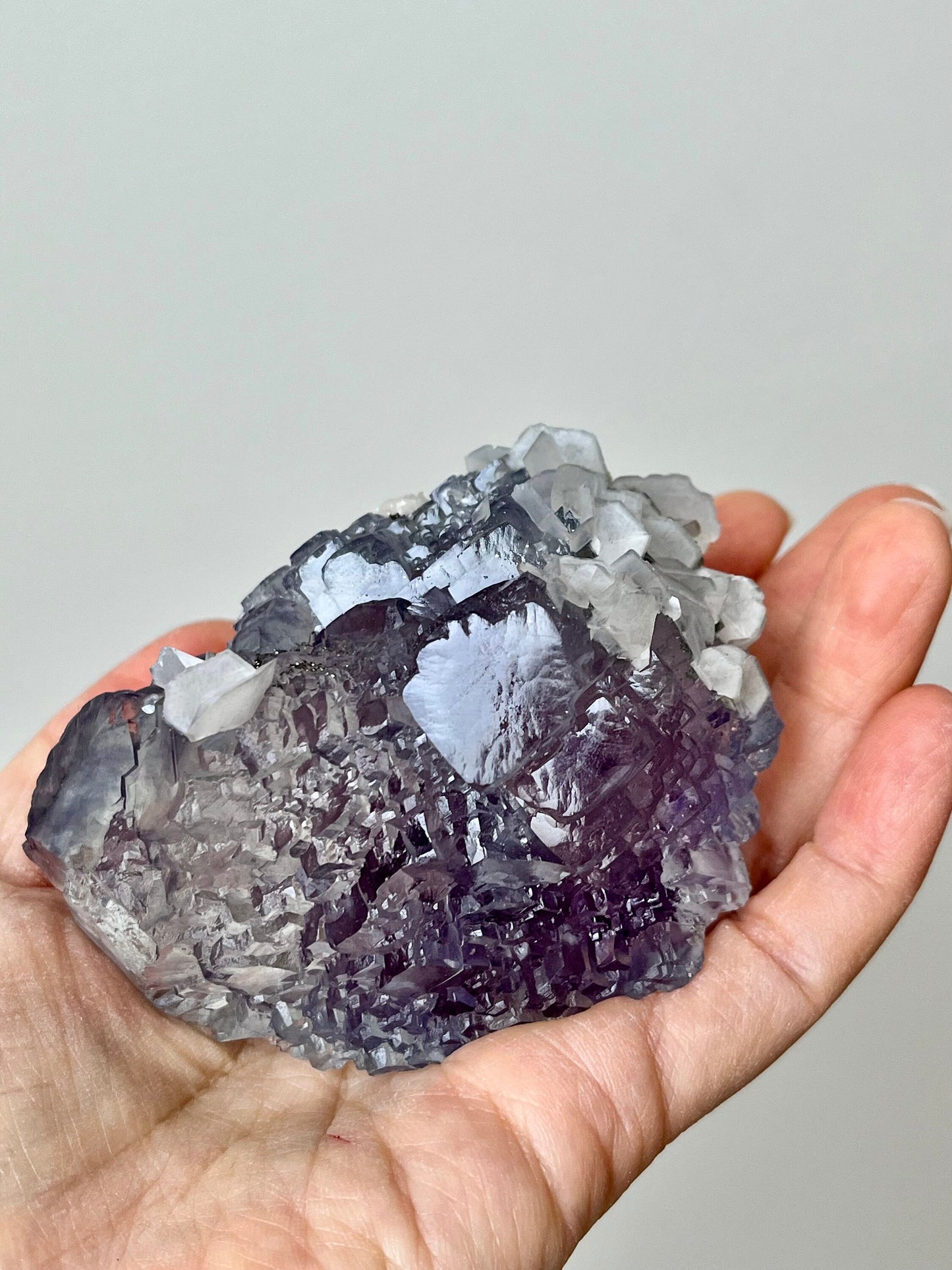 Glassy Fluorite with Colour Zonings, Calcite, Dolomite, Pyrite