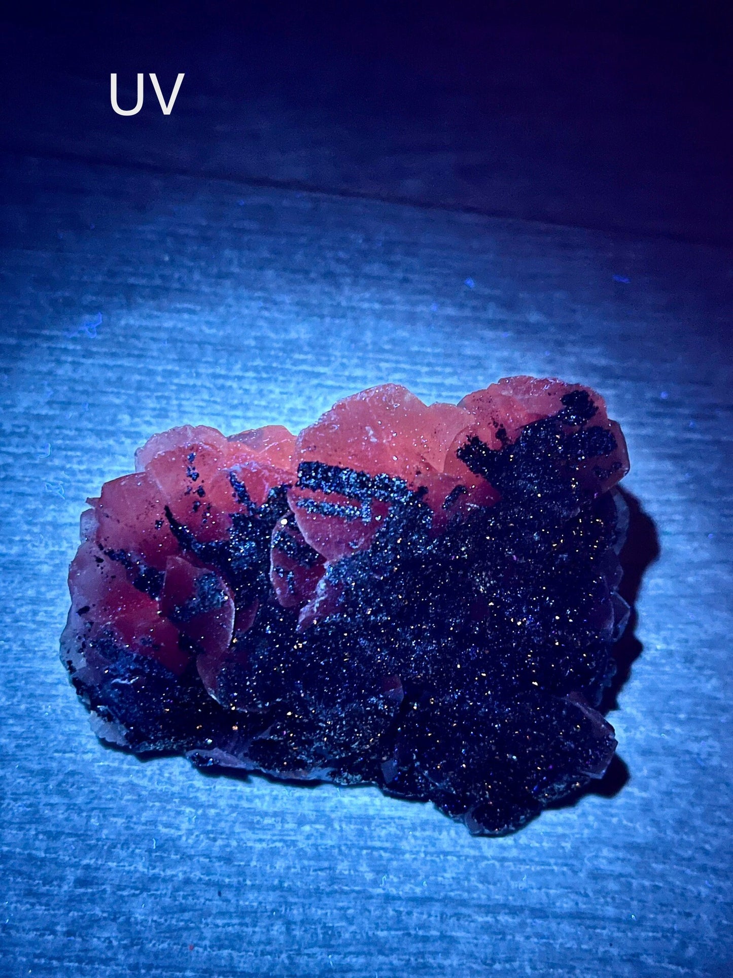 Fluorescent Pyrite-coated Calcite