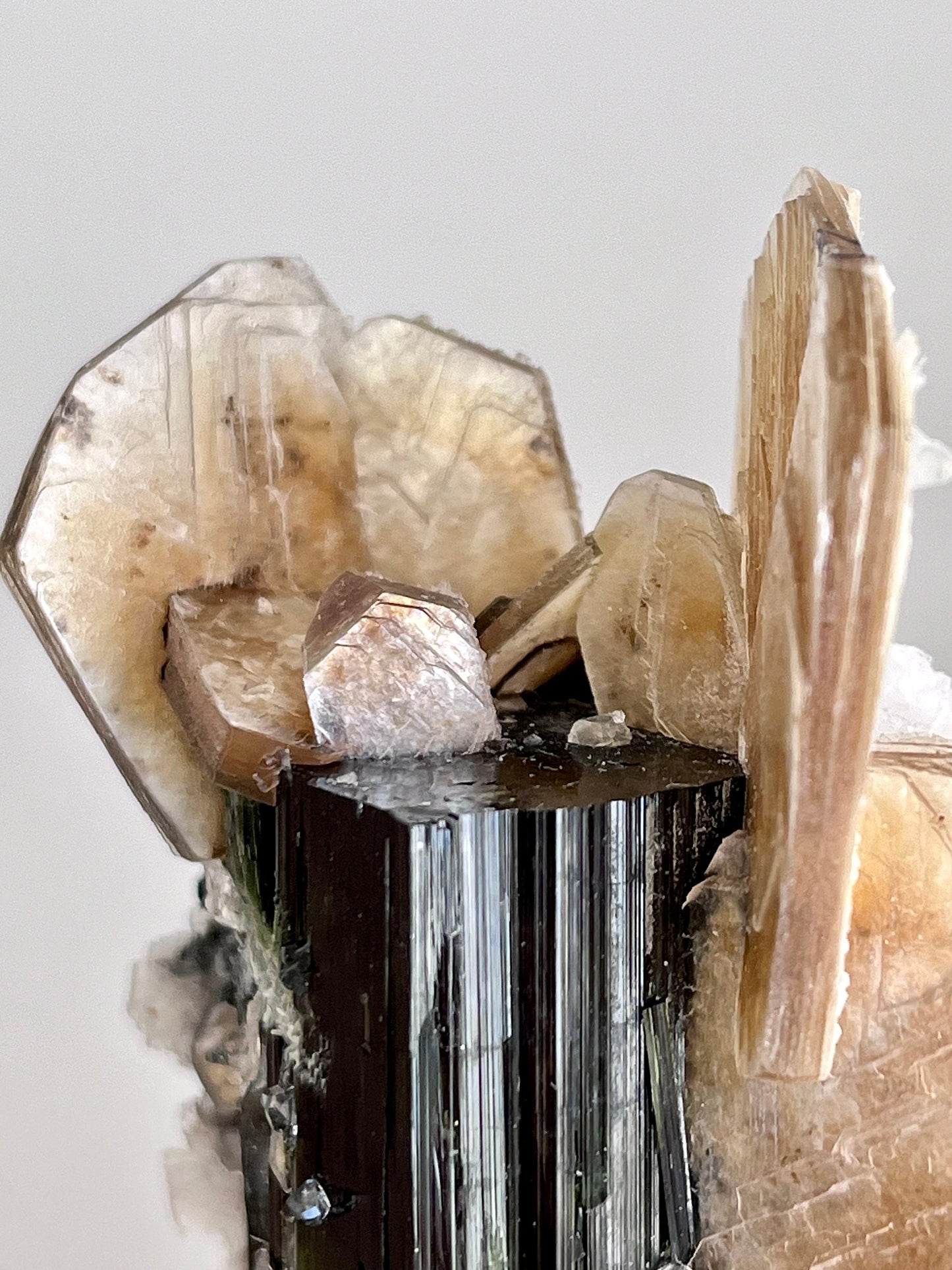 Green Tourmaline with Albite Flowers, Druzy DT Quartz and Muscovite