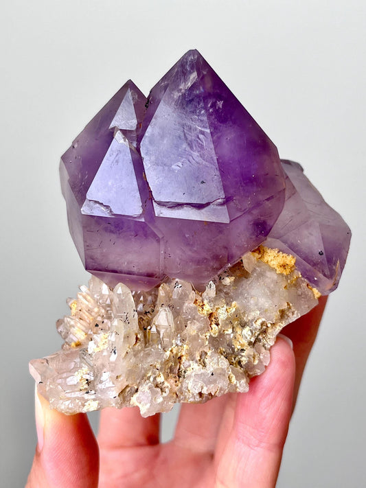 Amethyst with Quartz on matrix - Rainbow flash, Record keepers, DT points
