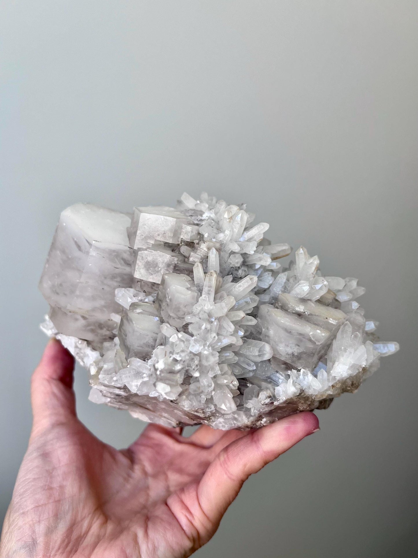 Fluorescent Calcite with Quartz