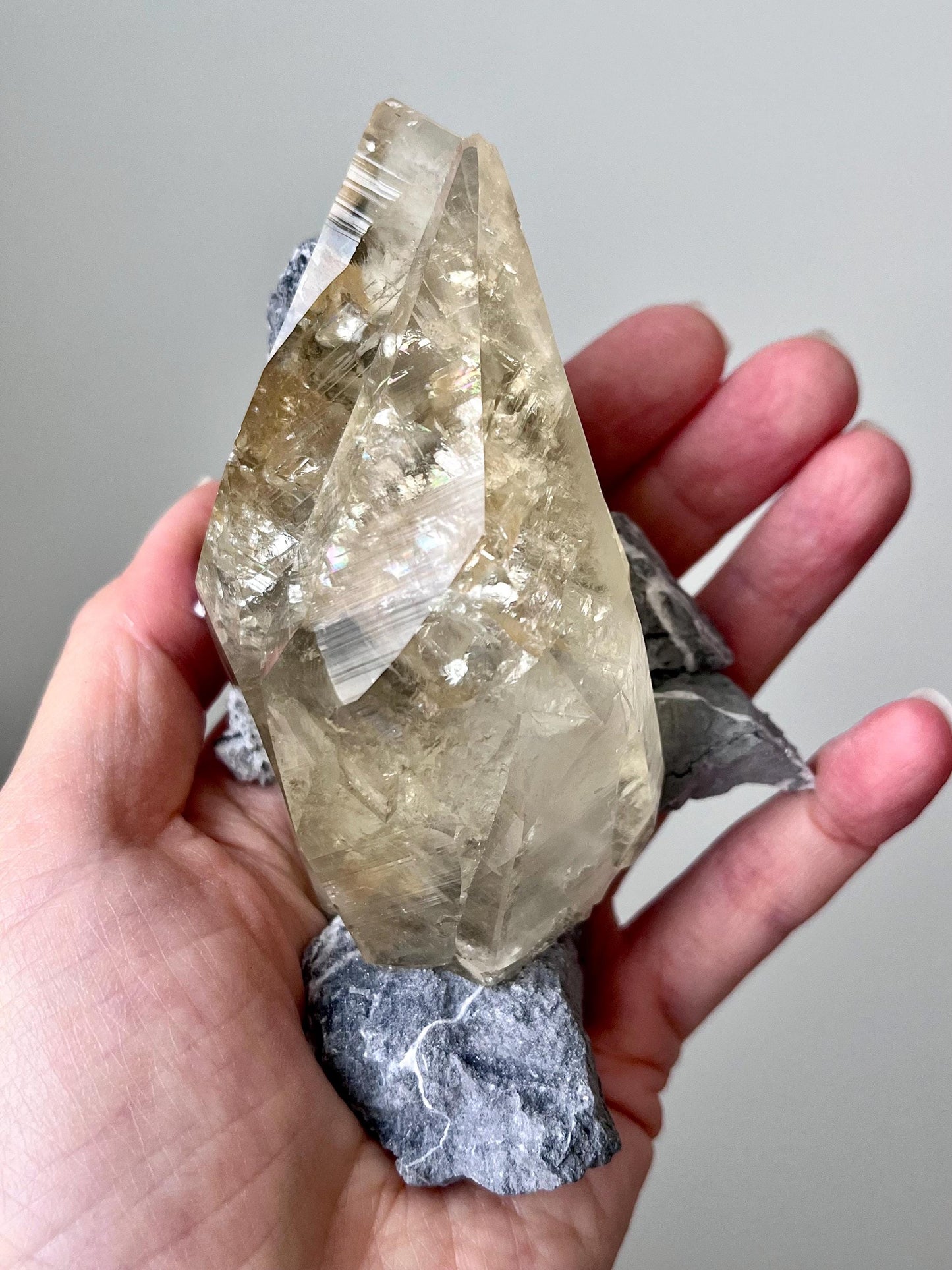 High Grade Fluorescent Yellow Calcite