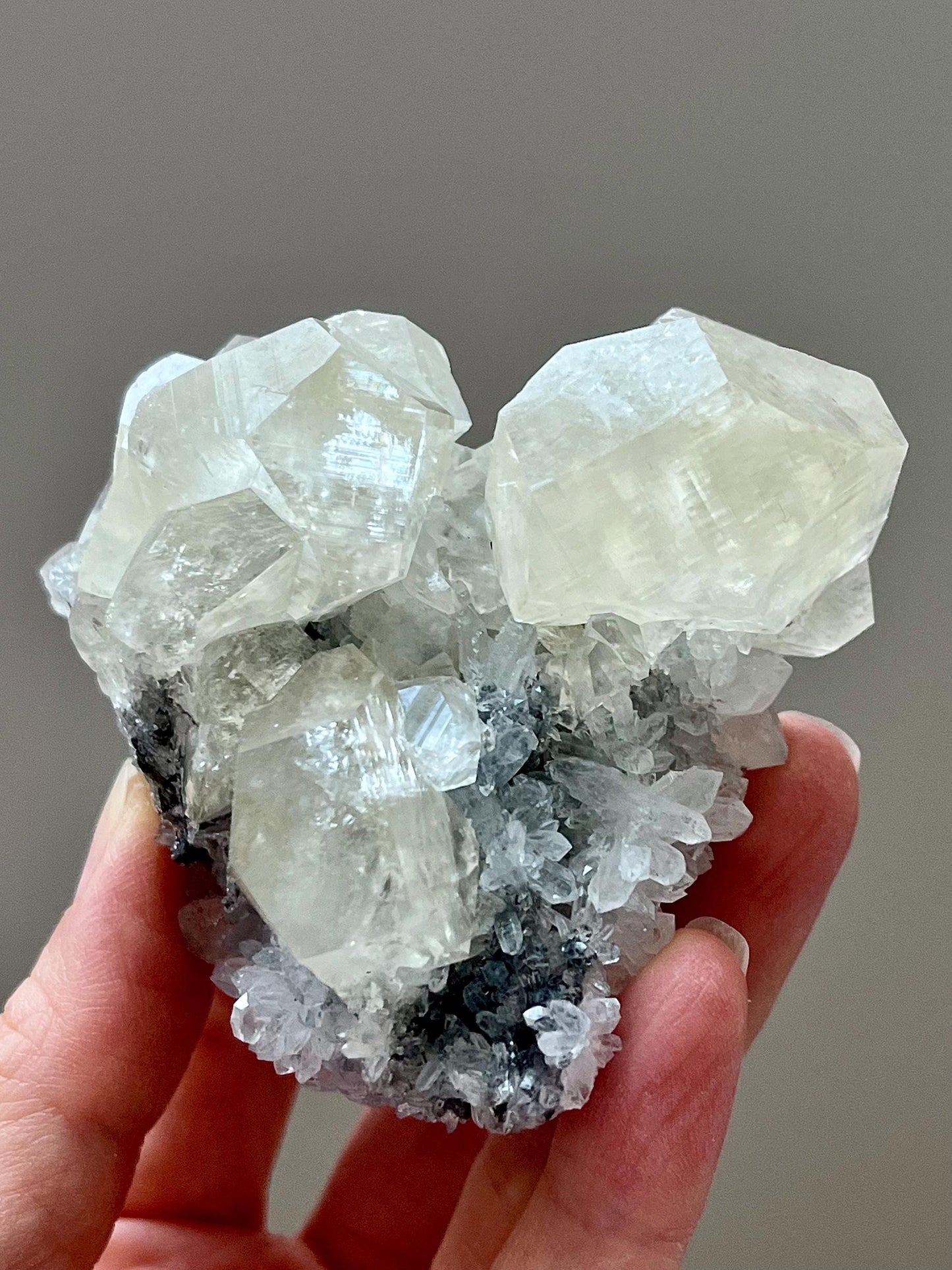 Fluorescent Yellow Diamond Calcite with Quartz