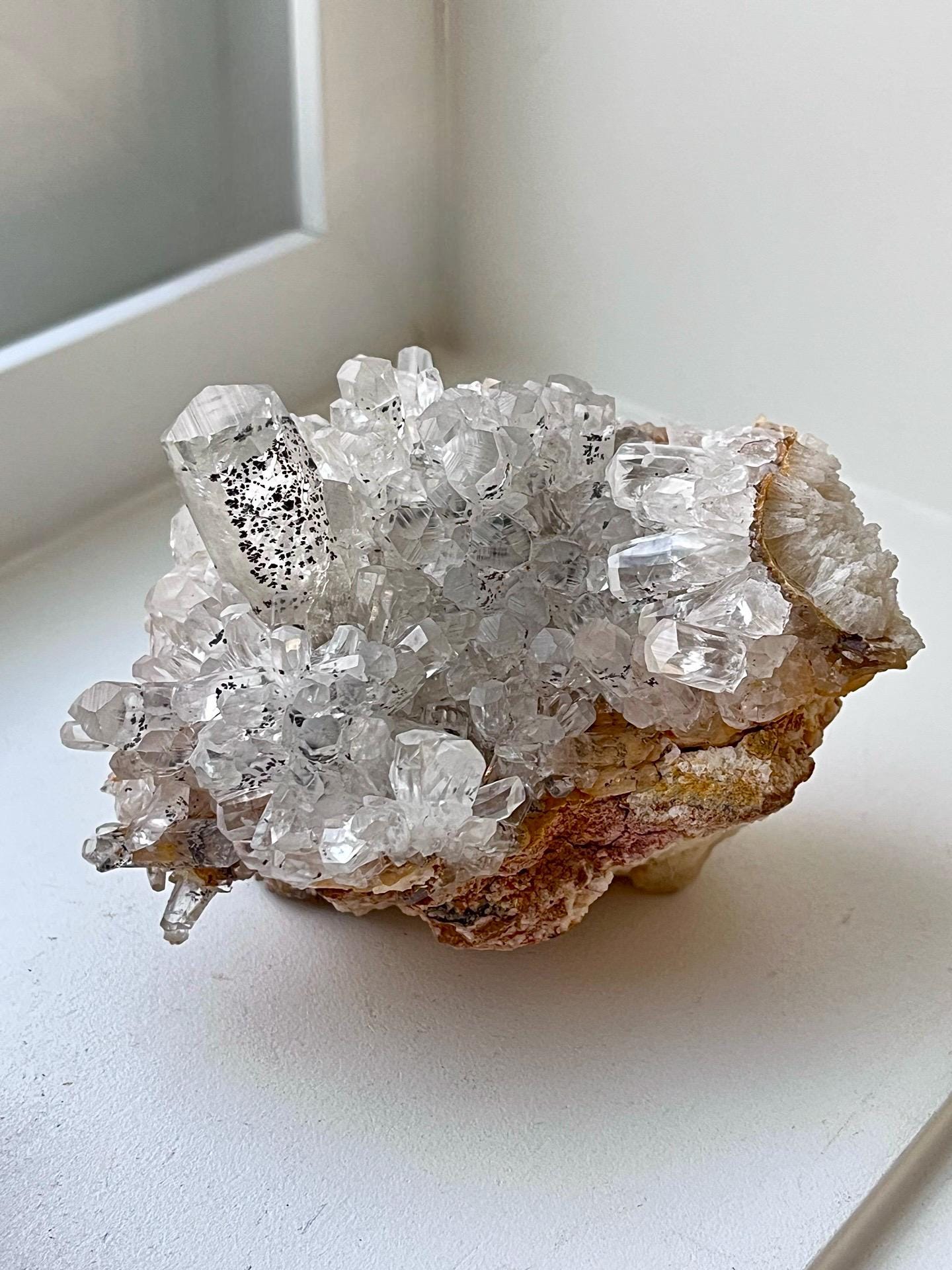 High Grade Columnar Calcite with Inclusions