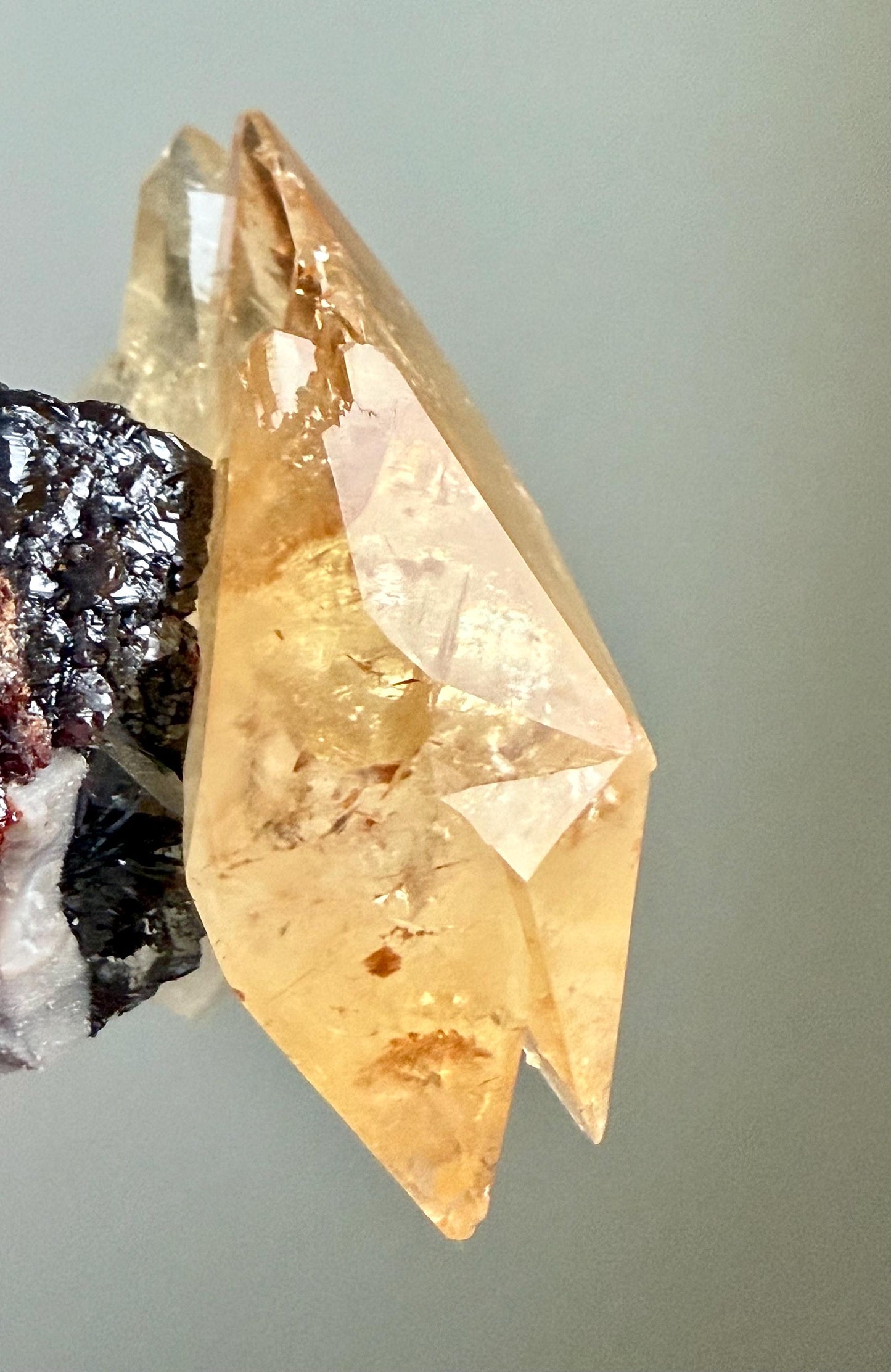 DT Calcite with Sphalerite