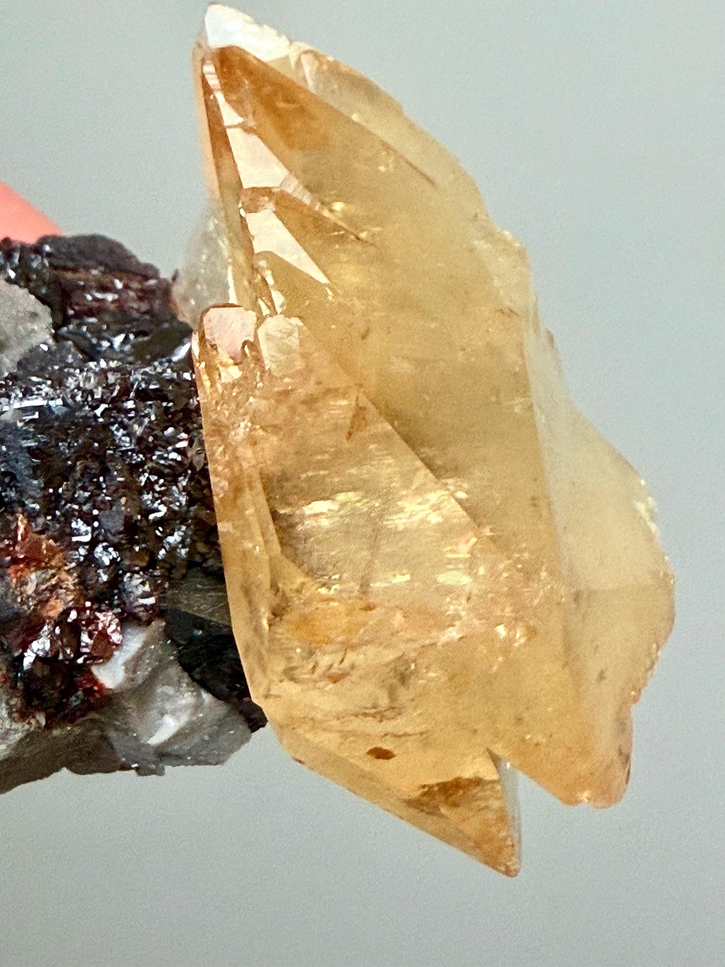 DT Calcite with Sphalerite