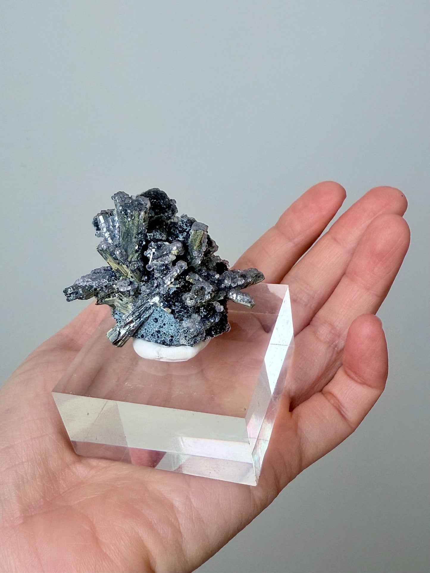Fluorescent Fluorite-coated Stibnite & Valentinite