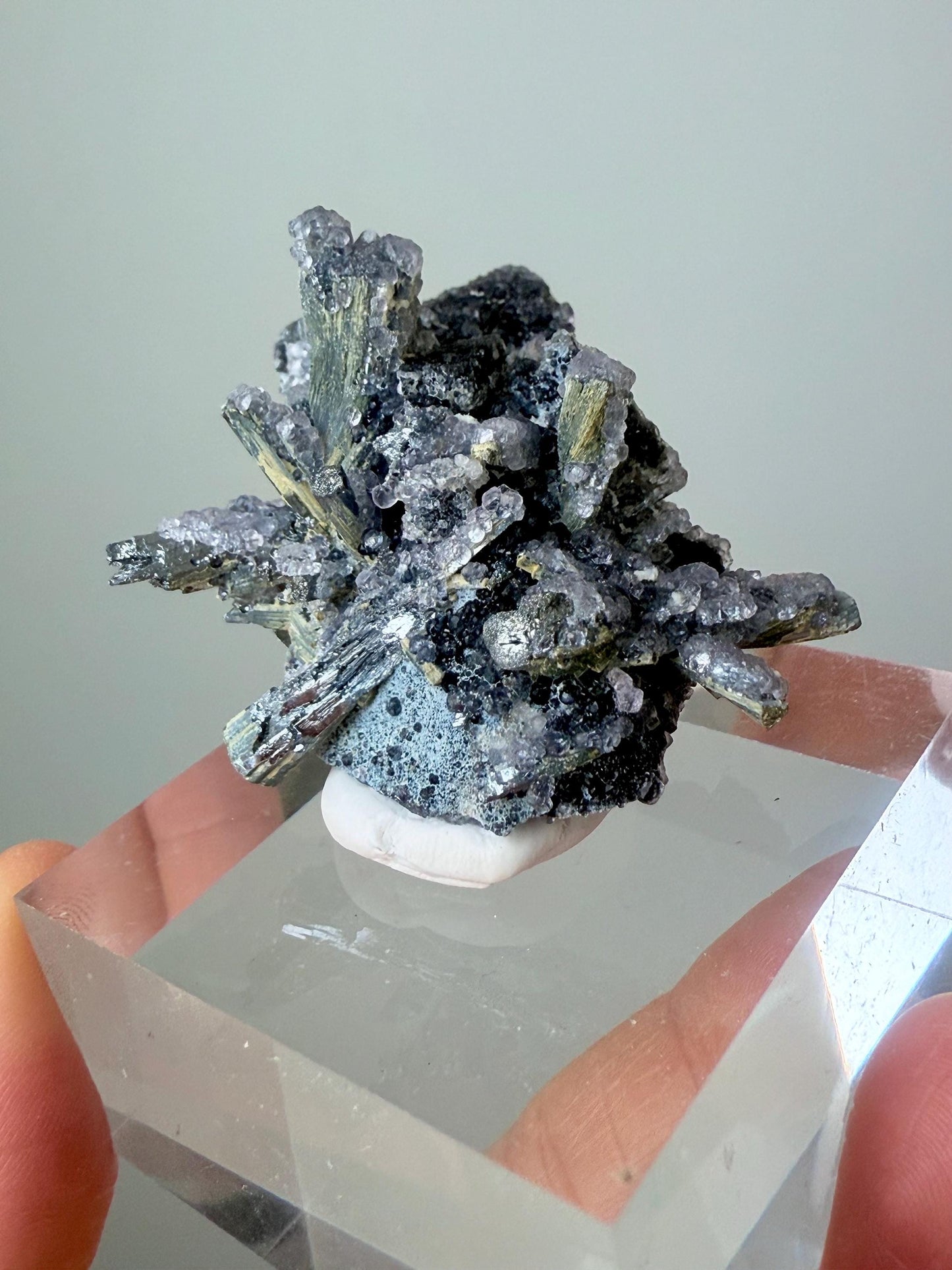 Fluorescent Fluorite-coated Stibnite & Valentinite