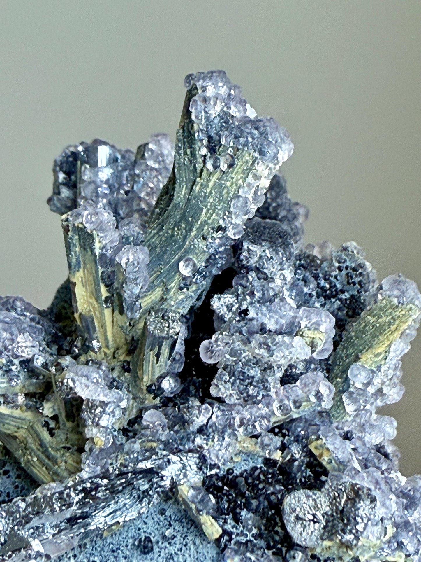 Fluorescent Fluorite-coated Stibnite & Valentinite