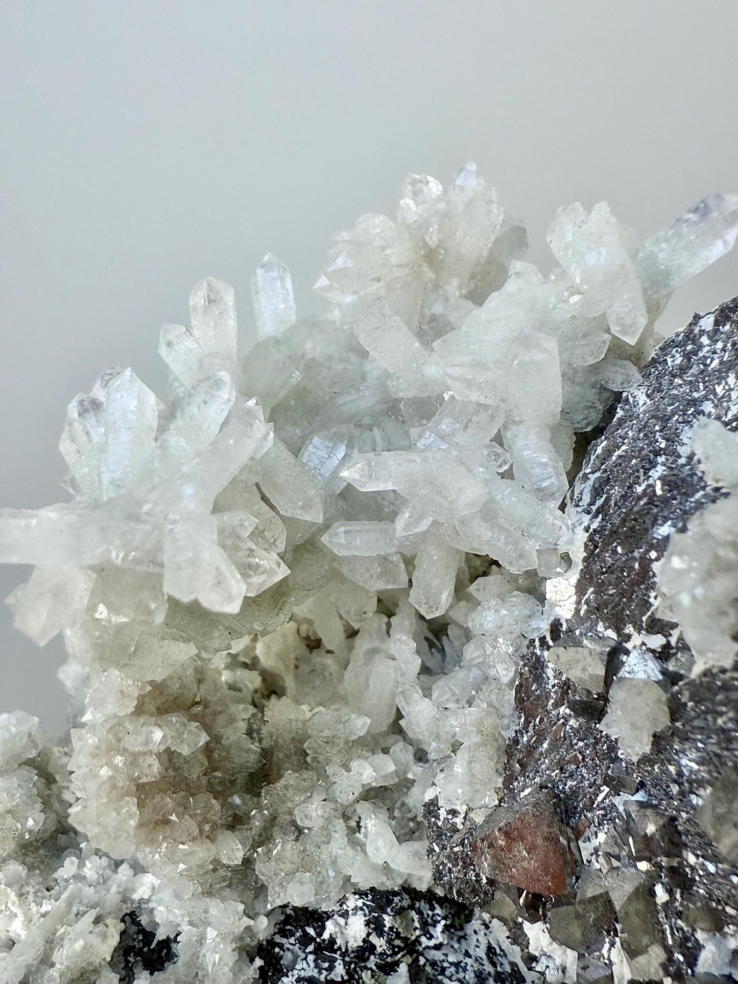 Quartz with Loellingite, Arsenopyrite