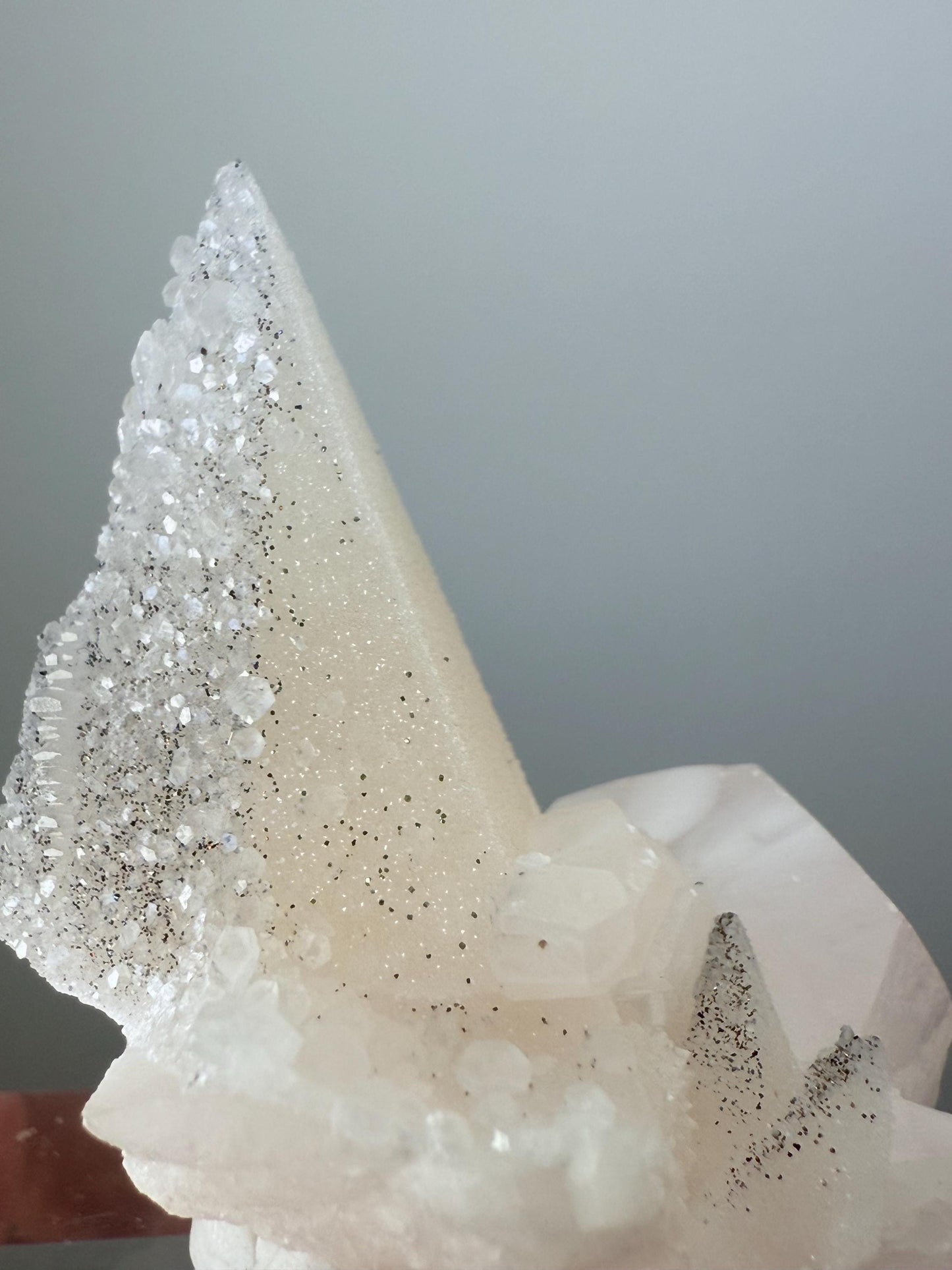 Sugar calcite