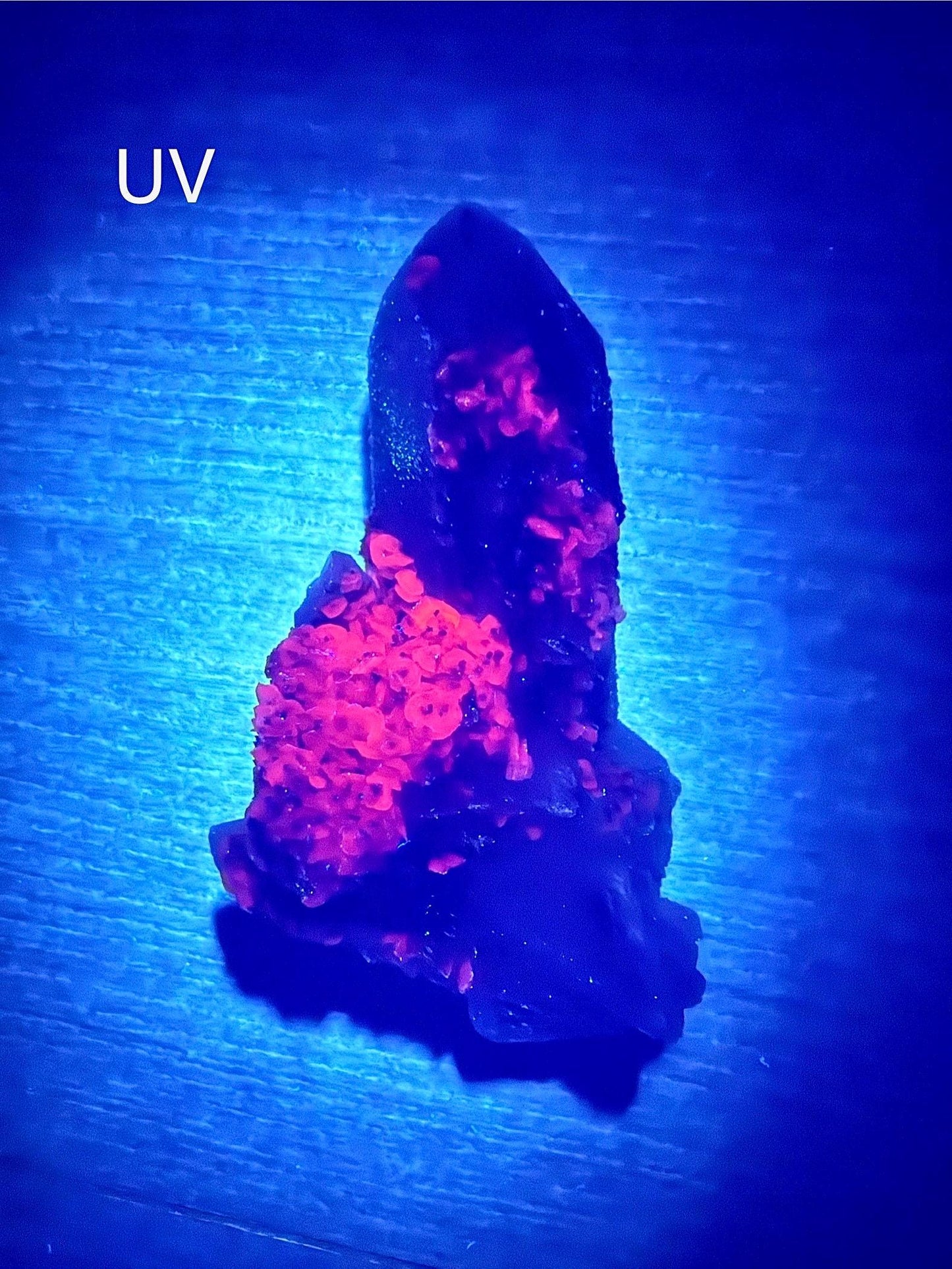 Druzy Quartz with Chlorite & Fluorescent Calcite