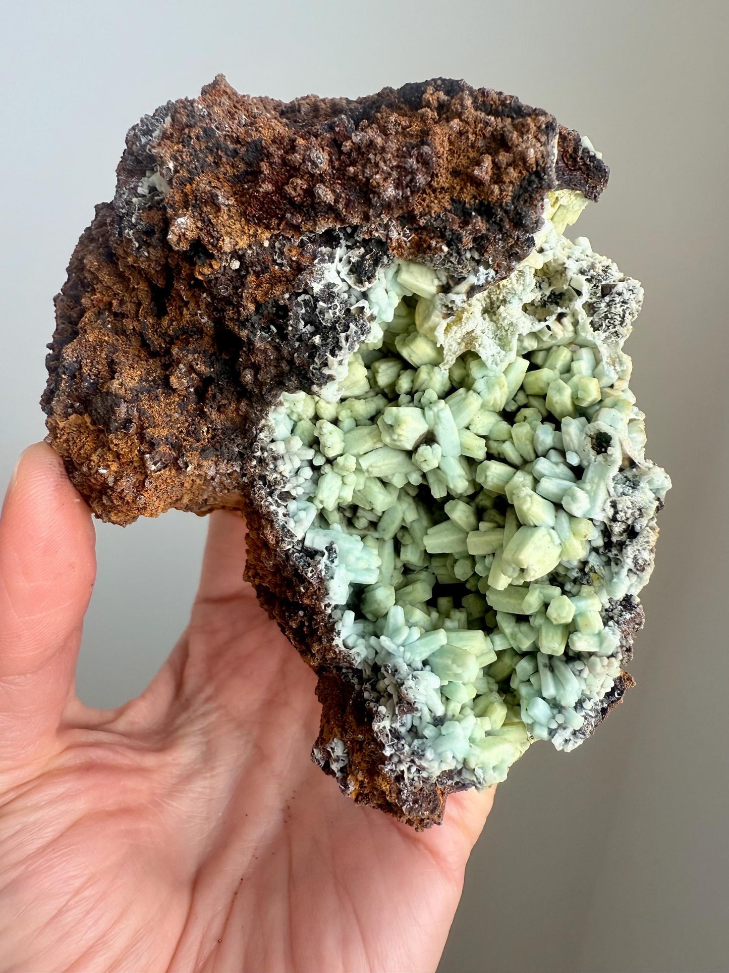 Plumbogummite after Pyromorphite - Double Sided