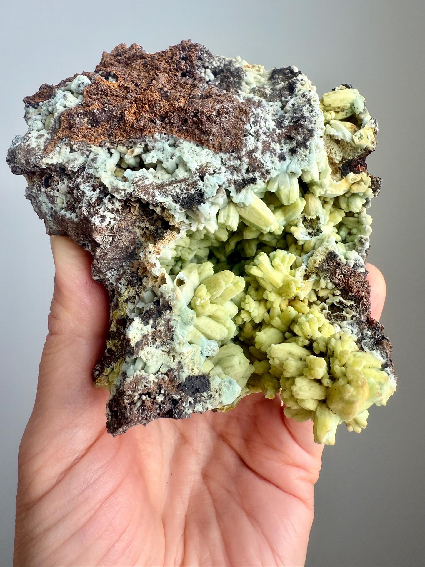 Plumbogummite after Pyromorphite - Double Sided