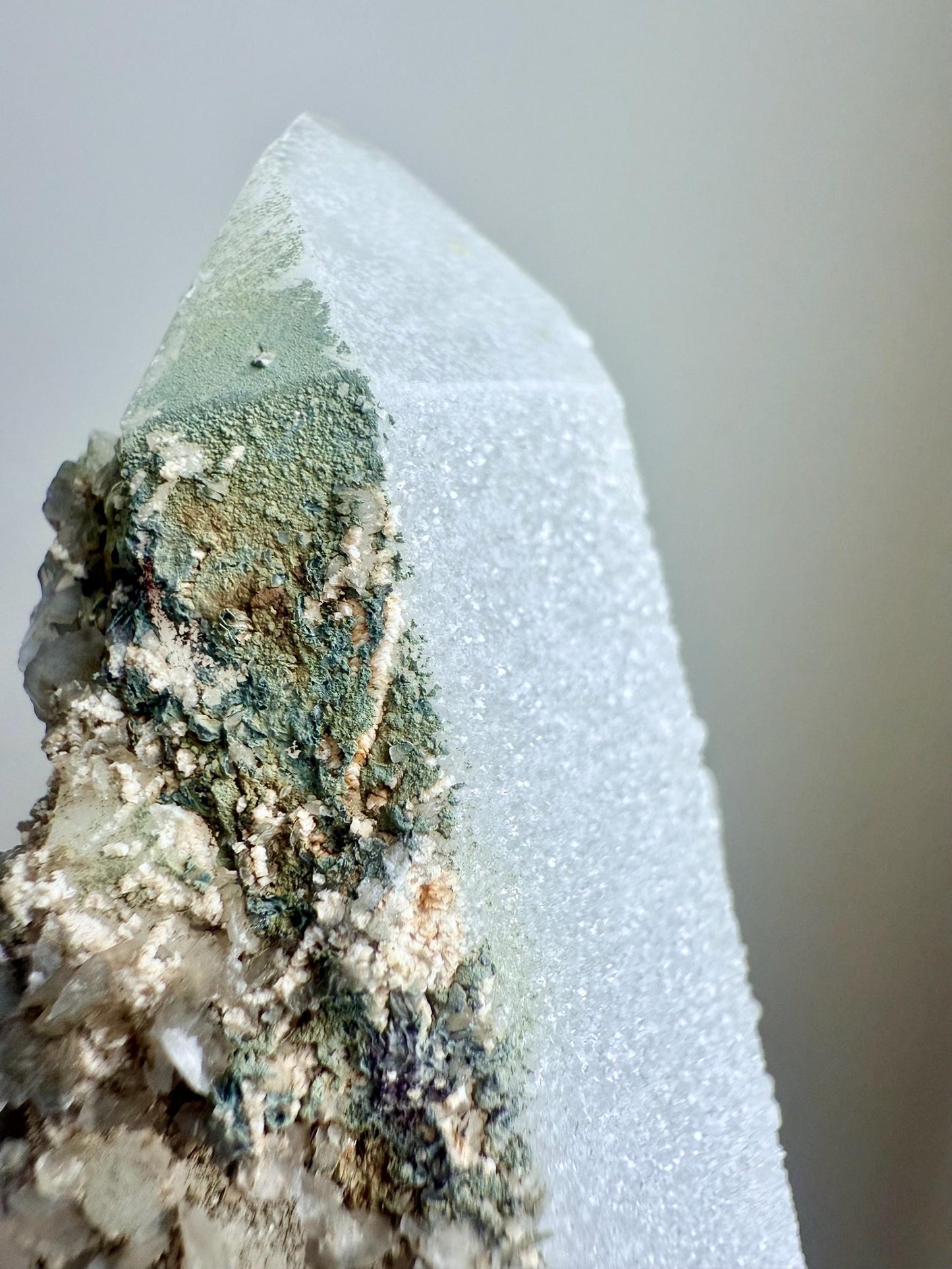 Druzy Quartz with Chlorite & Fluorescent Calcite