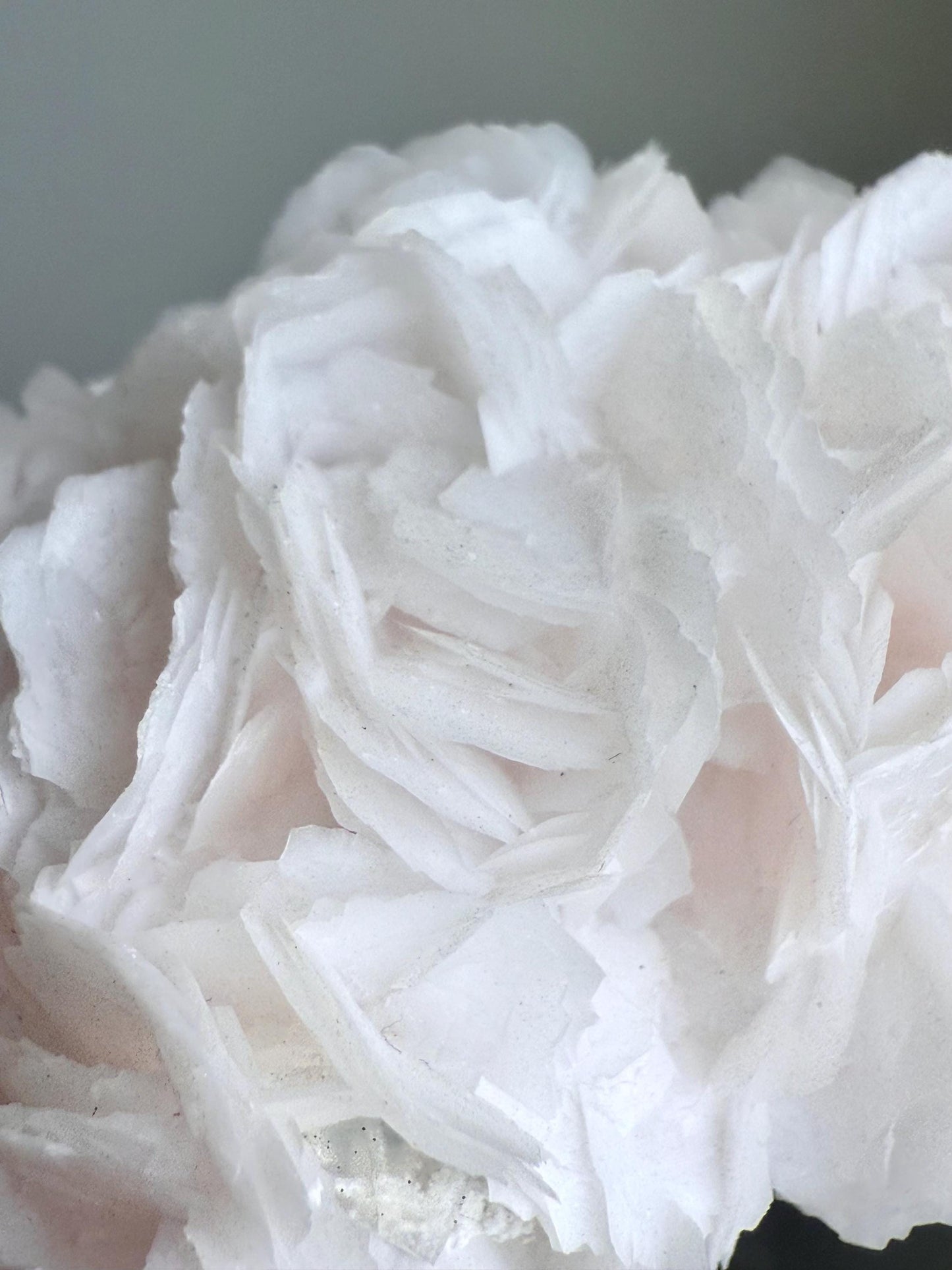 Fluorescent Pink Rose Calcite