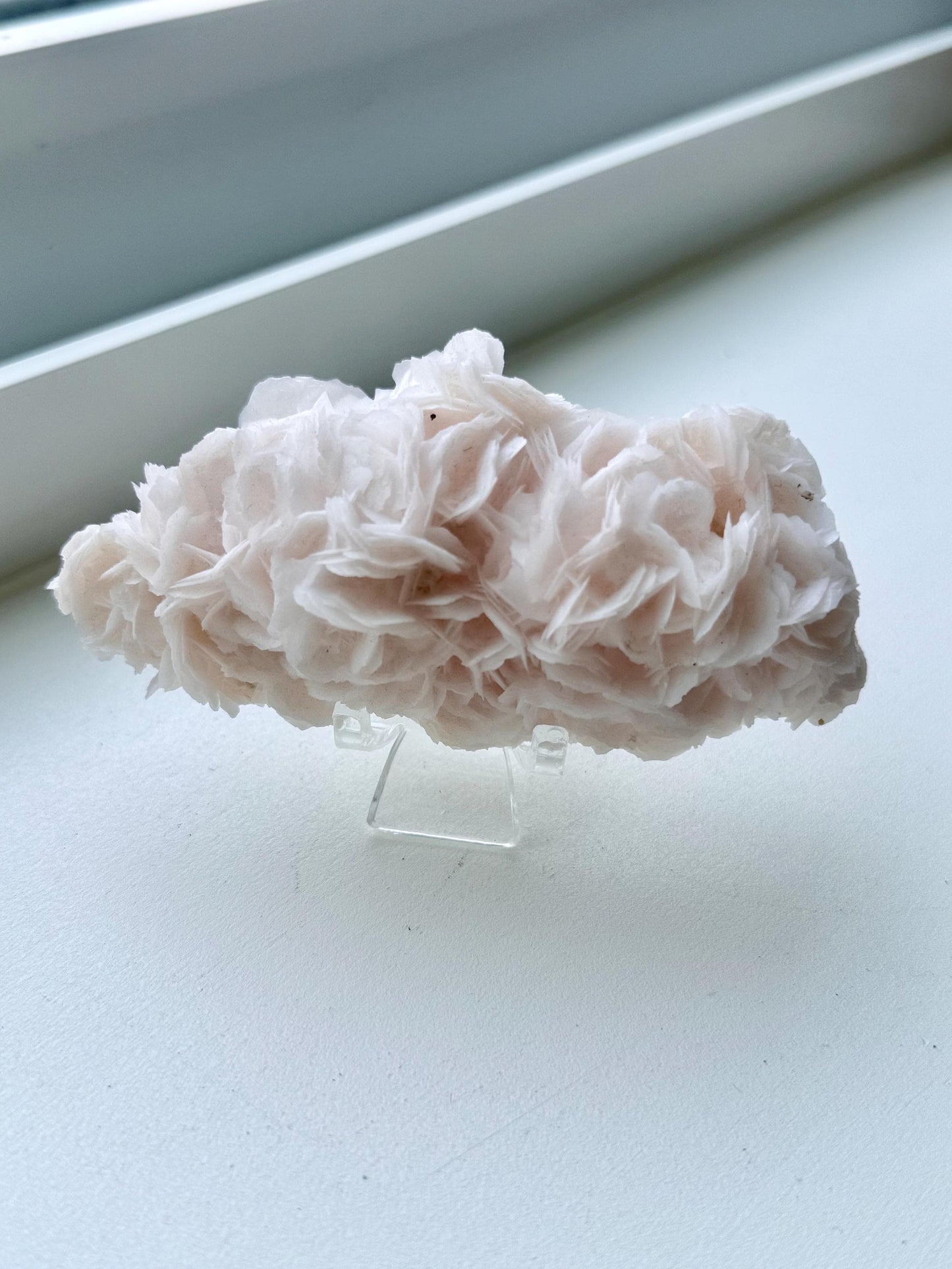 Fluorescent Pink Rose Calcite
